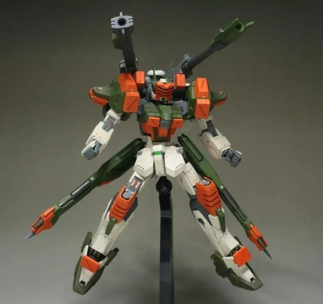 Bandai 042 Verde Buster Gundam Seed HG 1/144 Model Kit