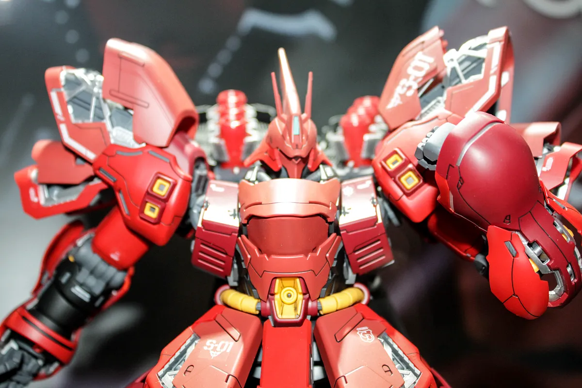 Bandai Sazabi Ver. Ka MG 1/100 Model Kit