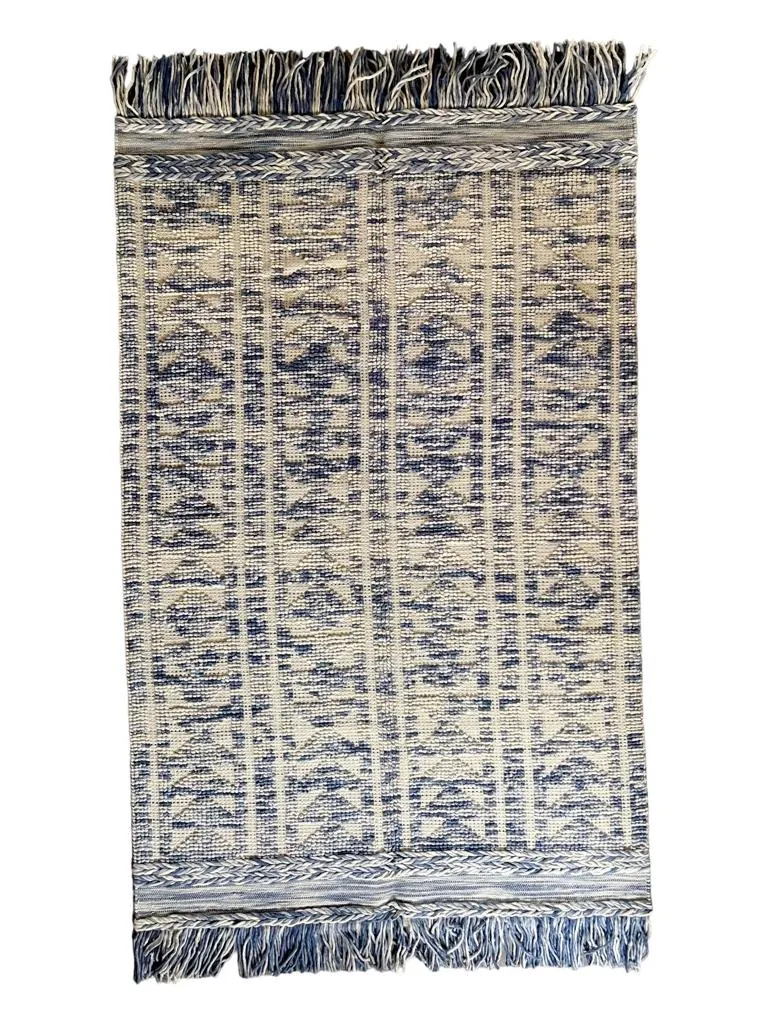 Hand Knotted Wool & Cotton RUG 51 (5x8 ft)